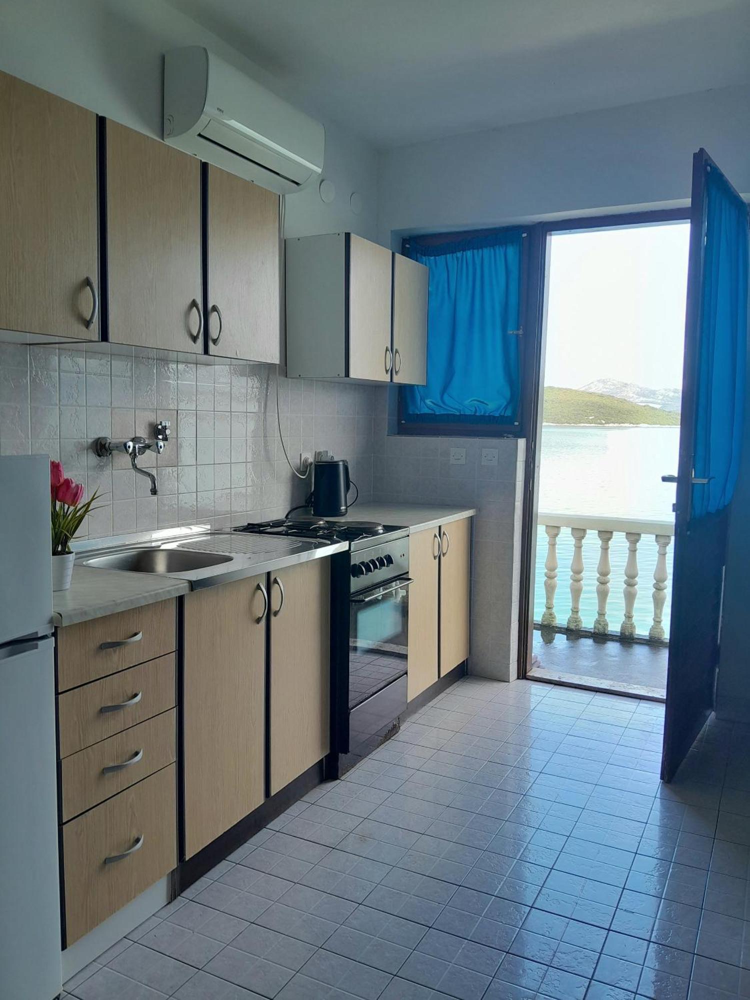 By The Sea Cove Pjestata, Peljesac - 14440 * Ston