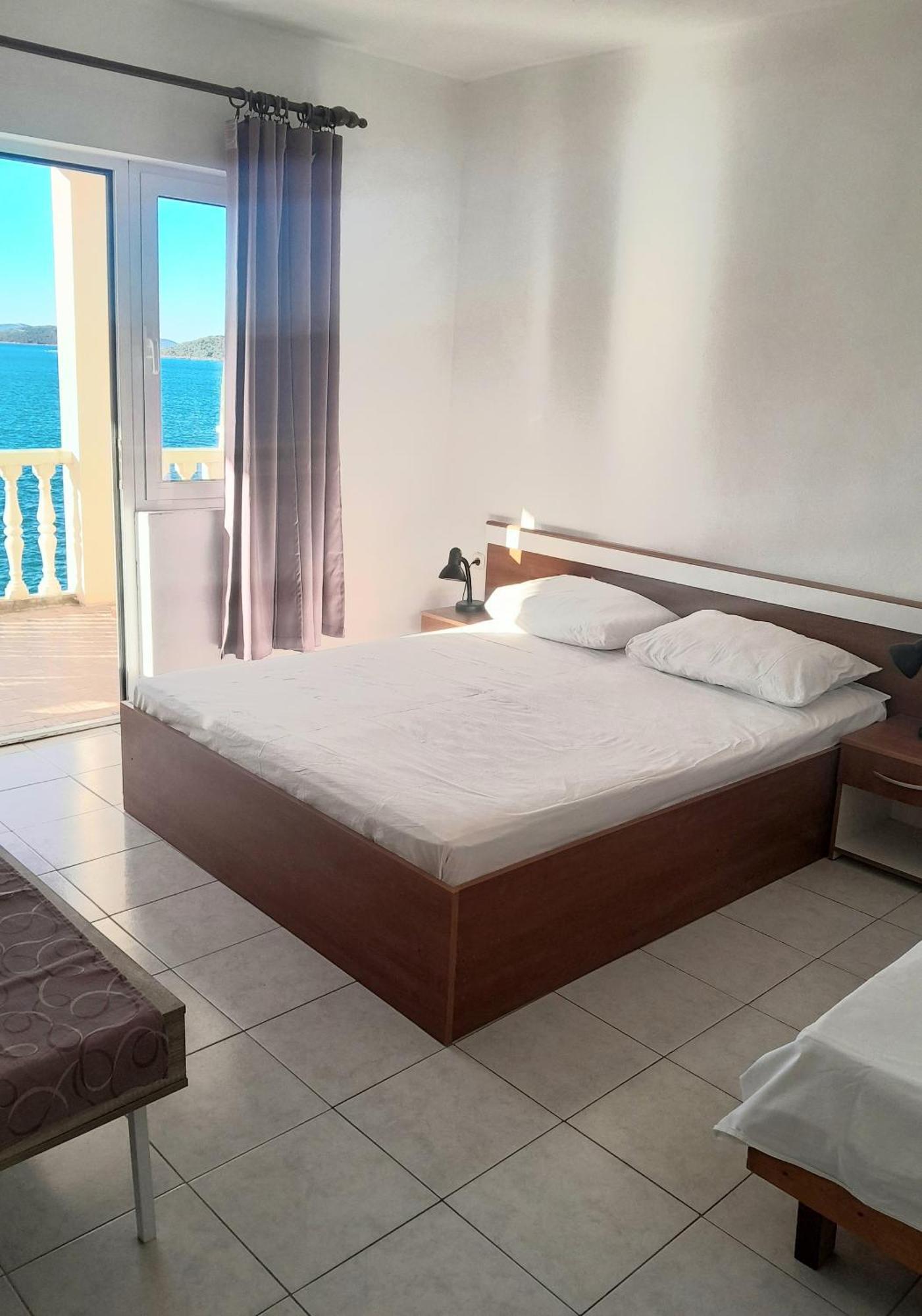 Apartman By The Sea Cove Pjestata, Peljesac - 14440 Ston