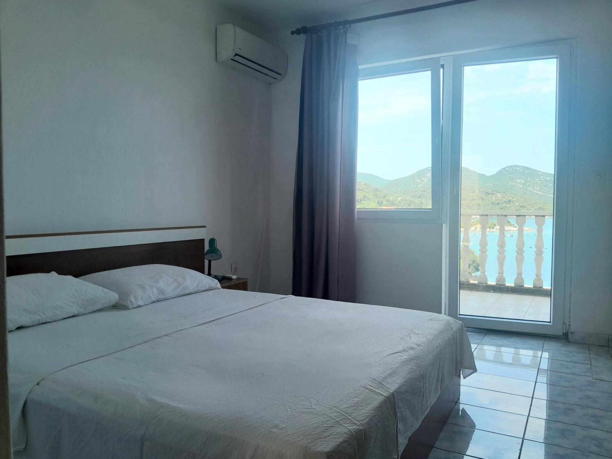 Apartment By The Sea Cove Pjestata, Peljesac - 14440 *